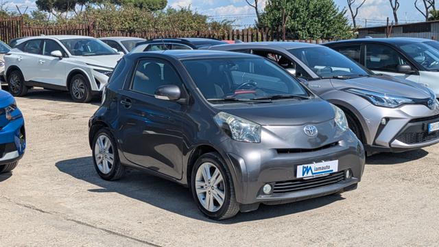 Toyota iQ 1.3cc 98cv - foto 3 di 29