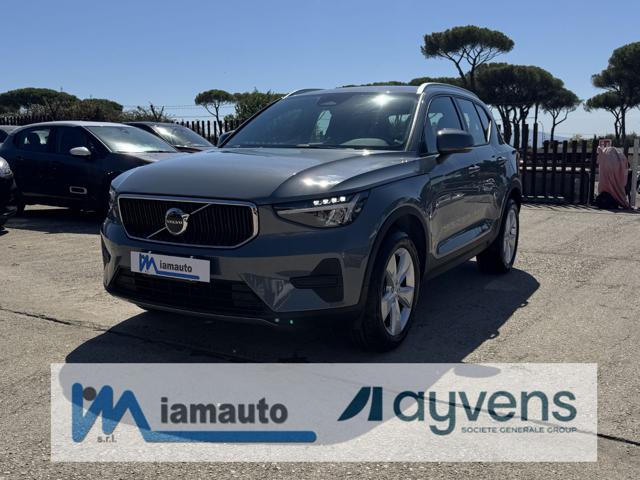Volvo XC40 Essential B3 2.0cc 163cv AUT., del 2023, 74.608 km, in vendita a Roma (RM)