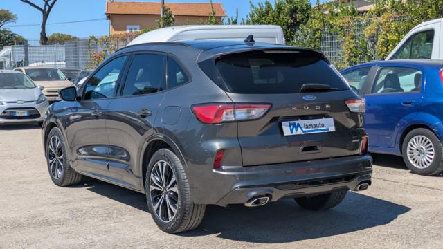 Ford Kuga Full Hybrid 2.5cc 190cv ST-Line - foto 4 di 19