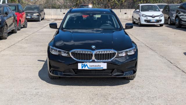 BMW 330 330e Touring Business Advantage Hybrid 2.0cc 292cv - foto 2 di 4