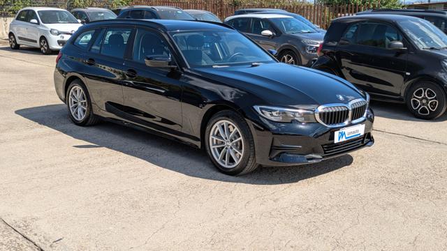 BMW 330 330e Touring Business Advantage Hybrid 2.0cc 292cv - foto 3 di 4