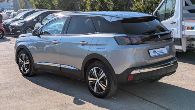 Peugeot 3008 PLUG-IN 1.6phev 180cv(225cv) E-EAT8 - foto 3 di 17