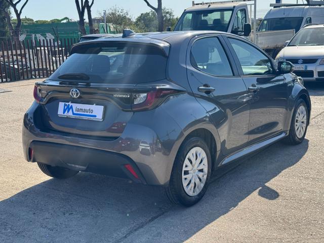 Toyota Yaris Hybrid Business 1.5cc 116cv - foto 4 di 13