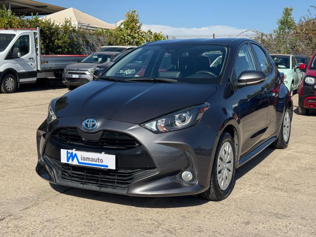 Toyota Yaris Hybrid Business 1.5cc 116cv - foto 2 di 13