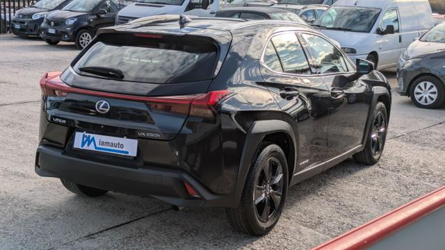 Lexus UX 250h EXECUTIVE 2WD CVT 2.0H 184cv(152cv) - foto 4 di 4