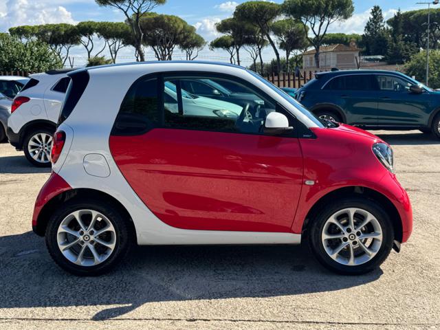 smart forTwo Turbo 0.9cc 90cv AUTOM. TETTO PANORAMICO - foto 3 di 4