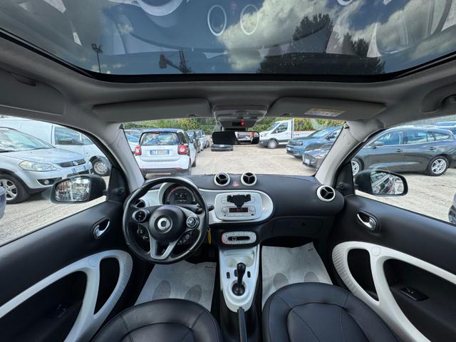 smart forTwo 0.9cc 71cv CRUISE C. TETTO PANORAMICO - foto 4 di 4