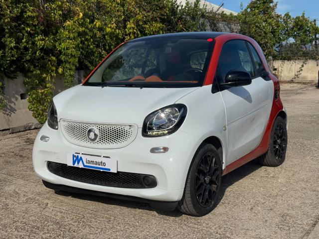 smart forTwo 1.0cc 71cv AUTOMATICA TETTO PANORAMICO, del 2015, 77.958 km, in vendita a Roma (RM)