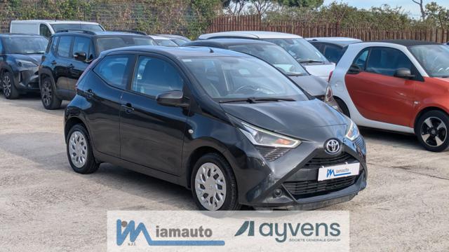 Toyota Aygo X-BUSINESS 1.0cc 72cv M-MT, del 2019, 42.281 km, in vendita a Roma (RM)