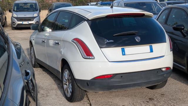 Lancia Delta 1.6mjt 105cv - foto 3 di 4