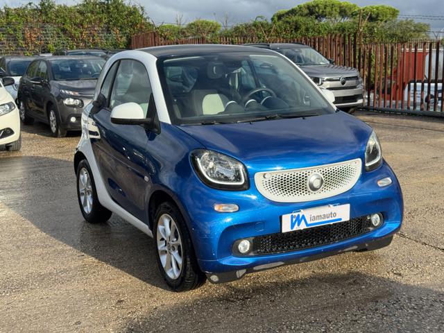 smart forTwo 1.0cc 61cv TETTO PANORAMICO CRUISE CONTROL - foto 2 di 4