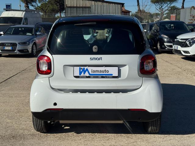smart forTwo Passion 1.0cc 71cv AUTOM. CRUISE CONTROL - foto 4 di 4