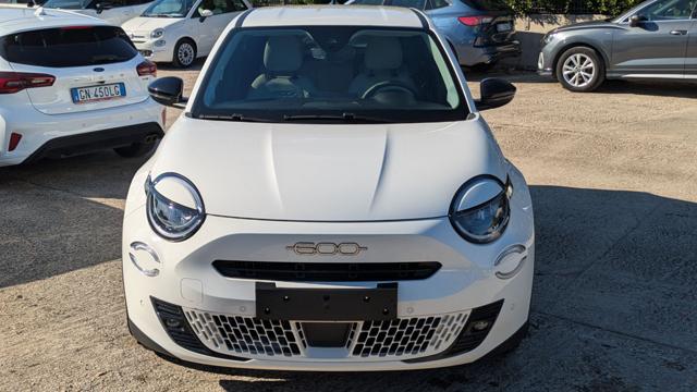 Fiat 600 1.2 MHEV 110cv DDCT - foto 2 di 4