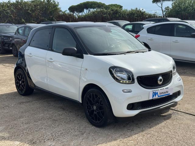 smart forFour Turbo 0.9cc 90cv AUTOMATICA CRUISE CONTROL - foto 2 di 4