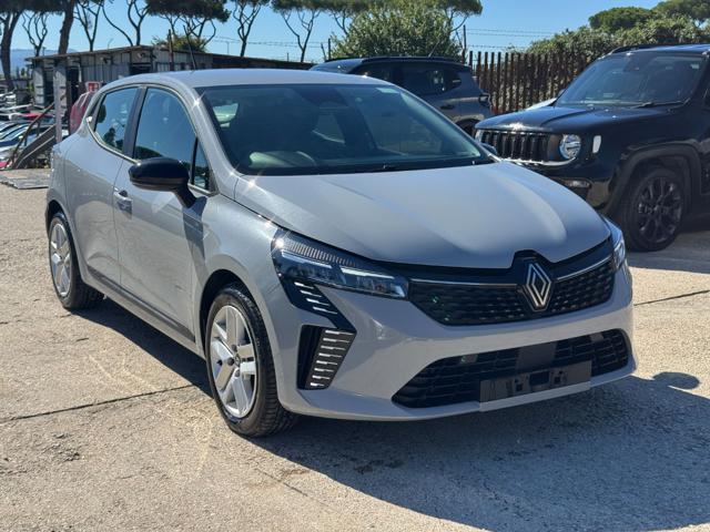 Renault Clio Evolution Blue DCI 1.5cc 100cv, del 2025, 16.752 km, in vendita a Roma (RM)