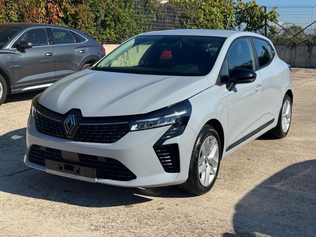 Renault Clio Evolution Blue DCI 1.5cc 100cv NAVIG. CRUISE C., del 2025, 25.217 km, in vendita a Roma (RM)
