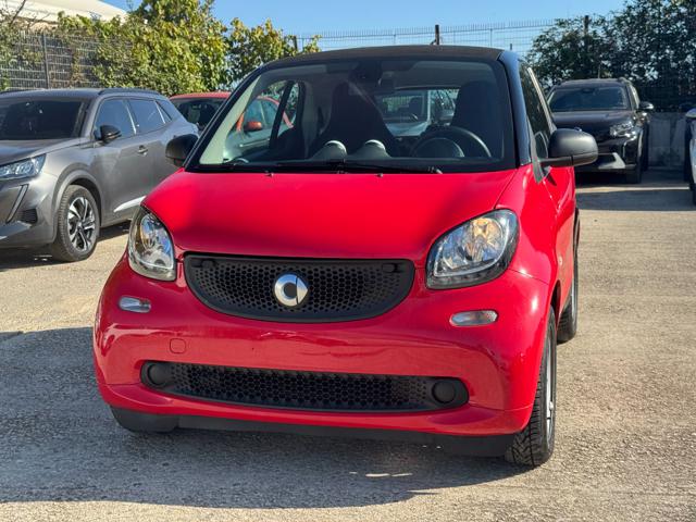smart forTwo 1.0cc 71cv AUTOMATICA CRUISE CONTROL, del 2017, 51.699 km, in vendita a Roma (RM)