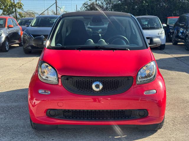 smart forTwo 1.0cc 71cv AUTOMATICA CRUISE CONTROL - foto 2 di 4