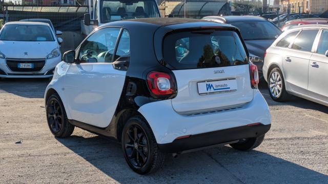 smart forTwo Twinamic 1.0cc 71cv - foto 3 di 4