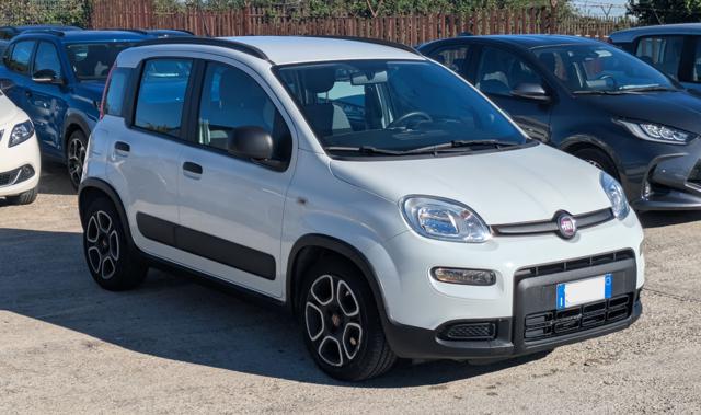 Fiat Panda Hybrid Firefly 1.0cc 70cv Citylife - foto 2 di 4