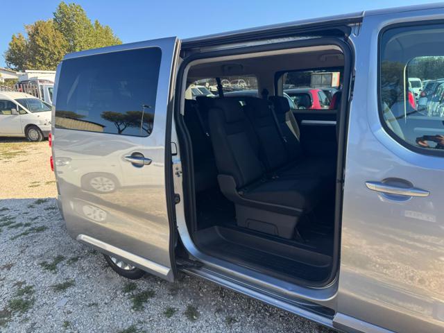 Toyota Proace Lounge 2.0cc 144cv 9 POSTI - foto 3 di 4