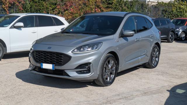 Ford Kuga FORD KUGA 1.5d 120cv, del 2022, 44.774 km, in vendita a Roma (RM)