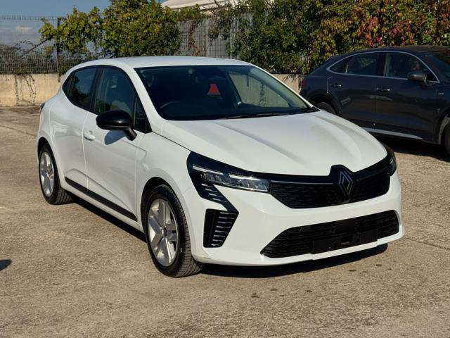 Renault Clio Evolution Blue DCI 1.5cc 100cv CRUISE CONTROL, del 2025, 18.423 km, in vendita a Roma (RM)