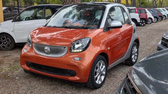 smart forTwo 1.0cc 71cv TETTO PANORAMICO CRUISE CONTROL - foto 3 di 4