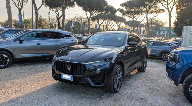 Maserati Levante V6 AWD 3.0d 349cv TETTO PANORAMICO NAVIGATORE usato a ROMA
