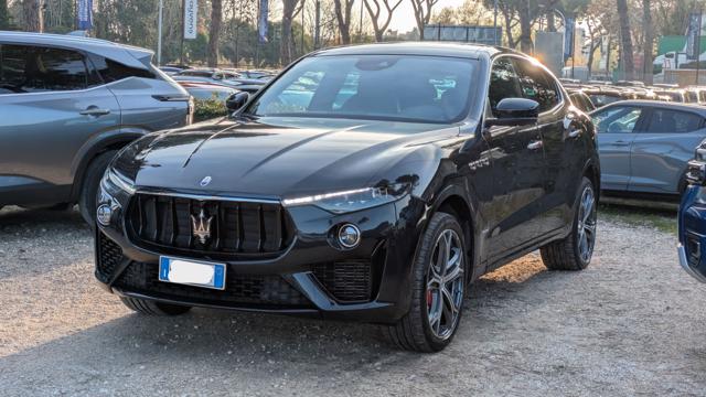 Maserati Levante V6 AWD 3.0d 349cv TETTO PANORAMICO NAVIGATORE - foto 2 di 4