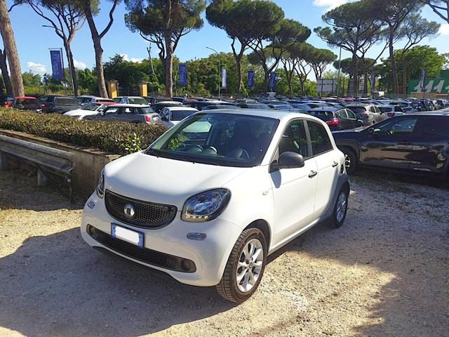 smart forFour 1.0cc YOUNGSTER 71cv CRUISE CONTROL CERCHI LEGA - foto 2 di 4