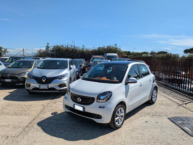 smart forFour 1.0cc 71cv TETTO PANORAMA CRUISE CONTROL usato a ROMA