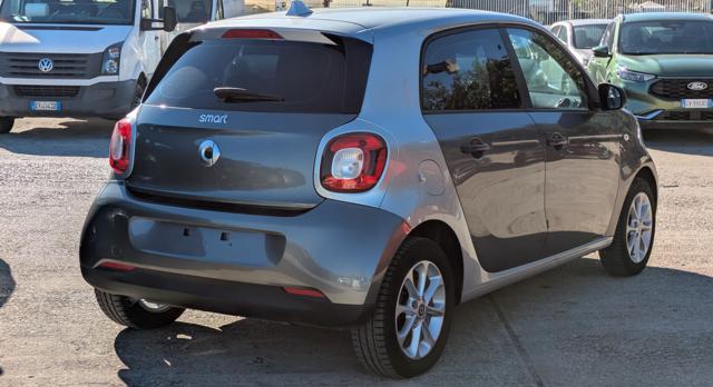 smart forFour 1.0cc 71cv - foto 4 di 4