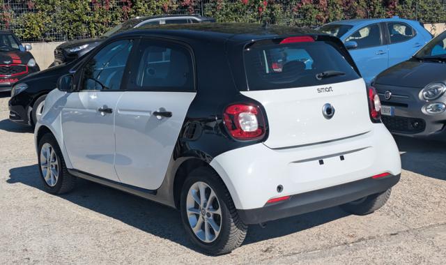smart forFour 1.0 71cv CRUISE CONTROL usato a ROMA
