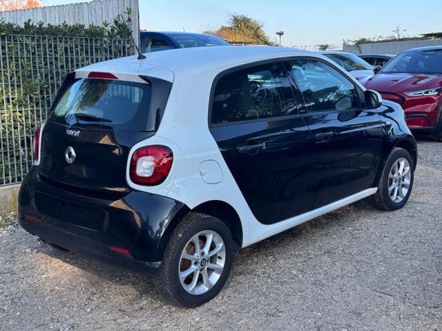 smart forFour 1.0cc 71cv CRUISE CONTROL CERCHI IN LEGA - foto 4 di 4
