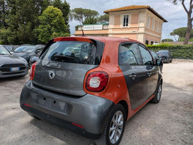 smart forFour AUTO PASSION 1.0cc 71cv LANE ASSIST - foto 4 di 4