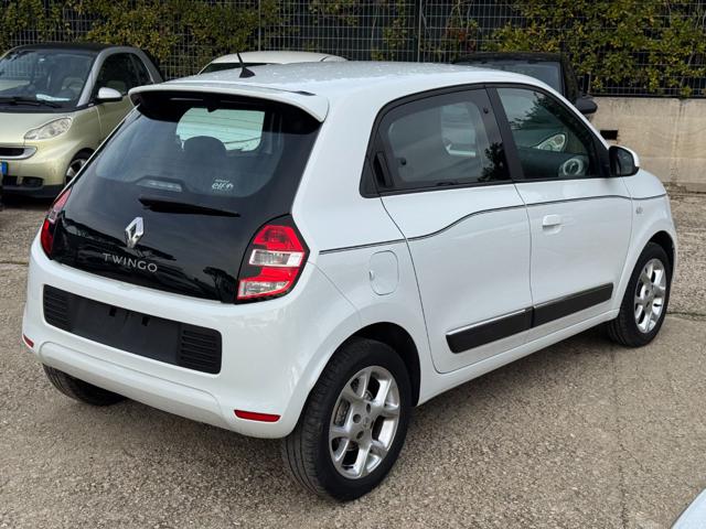 Renault Twingo 0.9cc 90cv AUTOMATICA CRUISE CONTROL, del 2017, 94.623 km, in vendita a Roma (RM)