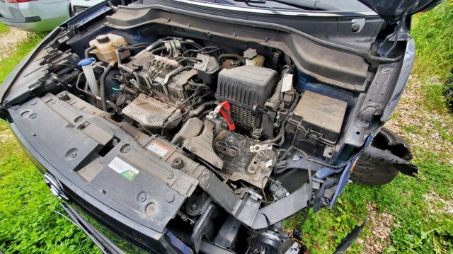 SsangYong XLV 1.6 2WD Bi-fuel GPL Automatica "INCIDENTATA" - foto 4 di 18