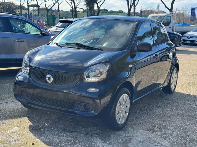 smart forFour 1.0 PASSION 70cv Cambio Automatico - foto 2 di 4