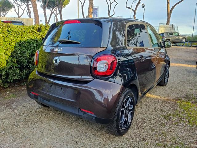 smart forFour 0.9cc TURBO PERFECT 90cv NAVI CERCHI IN LEGA - foto 3 di 4