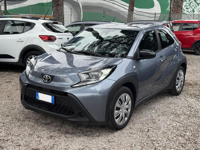 Toyota Aygo X 1.0cc 72cv BRAKE ASSIST TELECAM ANDROID/CARPLAY - foto 2 di 4