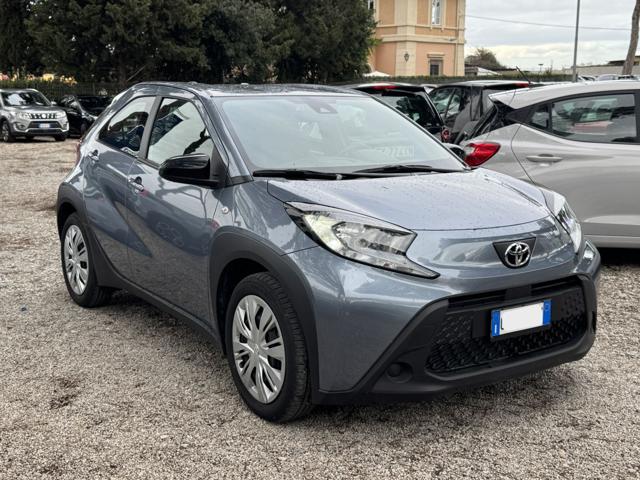 Toyota Aygo X 1.0cc 72cv BRAKE ASSIST TELECAM ANDROID/CARPLAY - foto 3 di 4