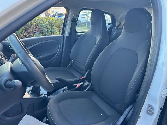 smart forFour PASSION 1.0cc 71cv CRUISE CONTROL usato a ROMA