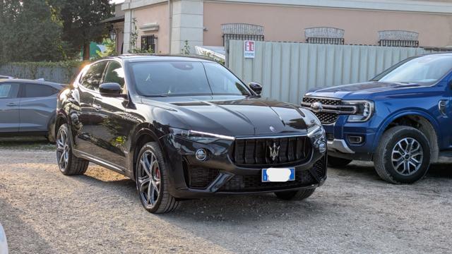 Maserati Levante V6 AWD 3.0d 349cv TETTO PANORAMICO NAVIGATORE - foto 3 di 4