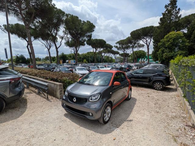 smart forFour PASSION 1.0cc 71cv LANE ASSIST SEDILI RISCALD. usato a ROMA