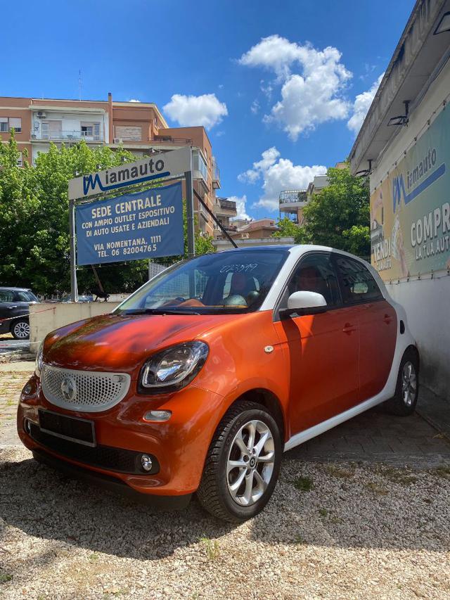 smart forFour 1.0cc PASSION 71cv TETTO PANORAMA SENS PARK usato a ROMA