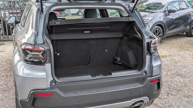Jeep Avenger ALTITUDE 1.2cc 100cv SAFETYPACK, del 2024, 28.624 km, in vendita a Roma (RM)
