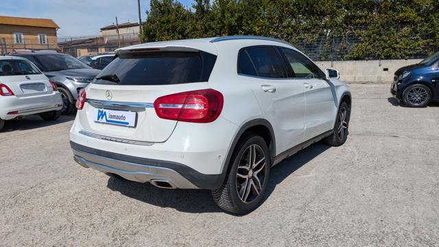 Mercedes-Benz GLA 200 1.6cc 156cv NAVIGATORE CAMERA POST. INT. PELLE - foto 4 di 4