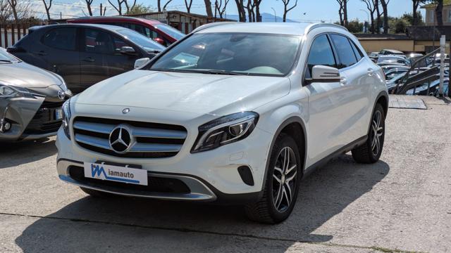 Mercedes-Benz GLA 200 1.6cc 156cv NAVIGATORE CAMERA POST. INT. PELLE - foto 1 di 4