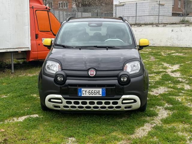 Fiat Pandina Cross Hybrid 1.0cc 70cv ANDROD/IOS CLIMATIZZATORE - foto 2 di 4